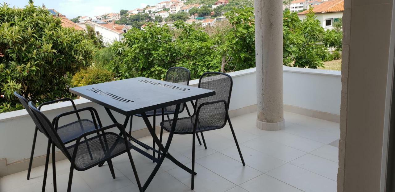 Apartments Mia Bilo Podgreben Luaran gambar